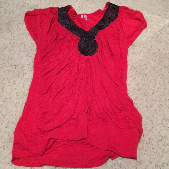 Red small studio y top - Picture 1 of 1